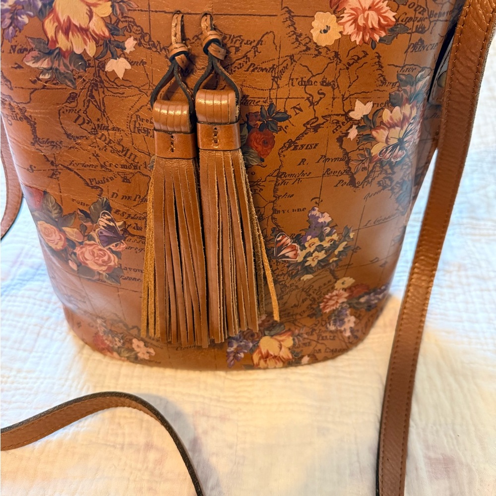 Patricia Nash Floral Signature Map Shoulder Bag - Picture 2 of 14